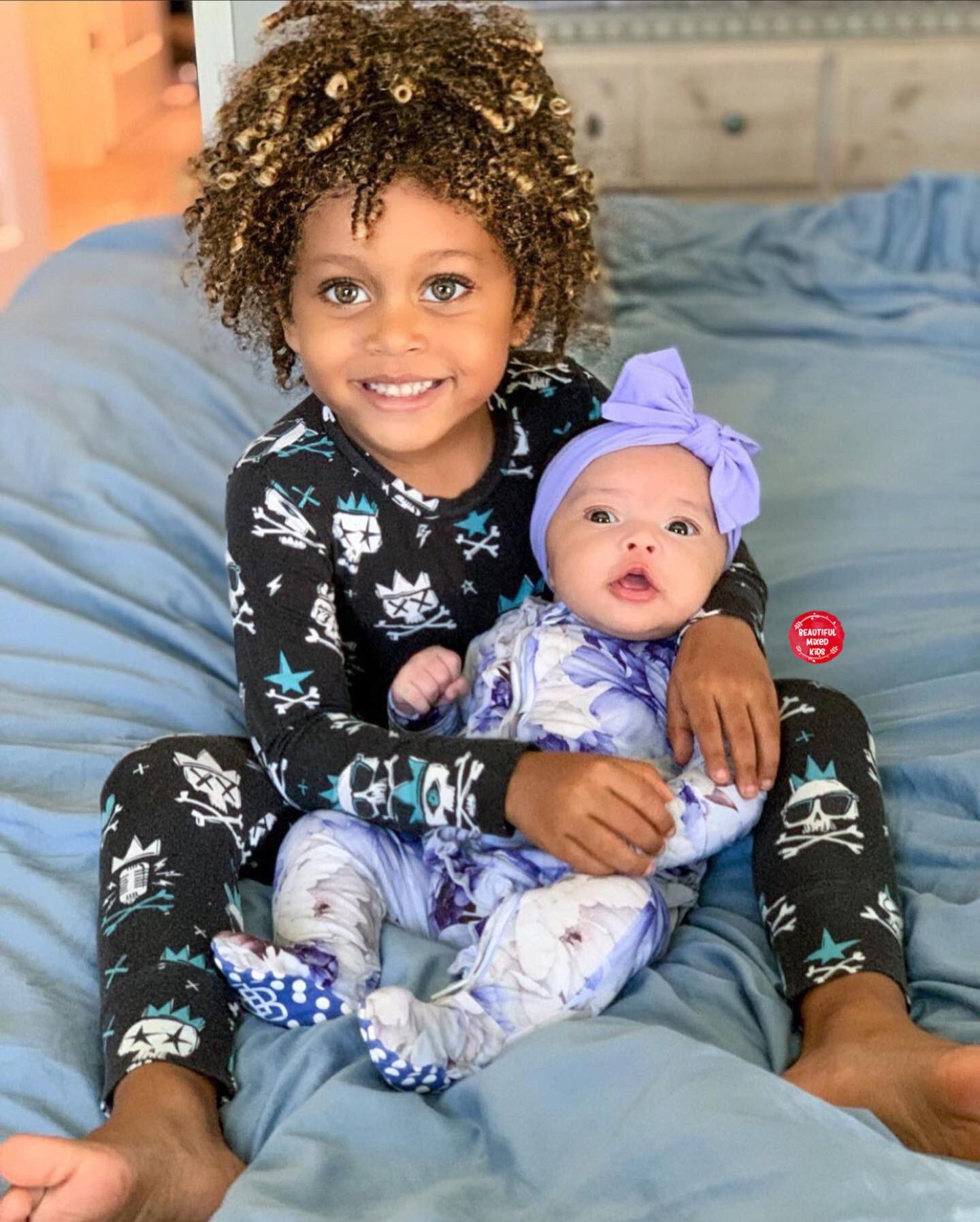 BEAUTIFUL MIXED KIDS®️ on X: "Jaiden Omari & Aria Amani - African American,  Polish, German & French ♥️♥️ #beautifulkids #siblings #mixedbabies # mixedkids #BiracialBabies #BiracialKids #TrendyKids #Beautiful #curls  #photooftheday #diversity ...