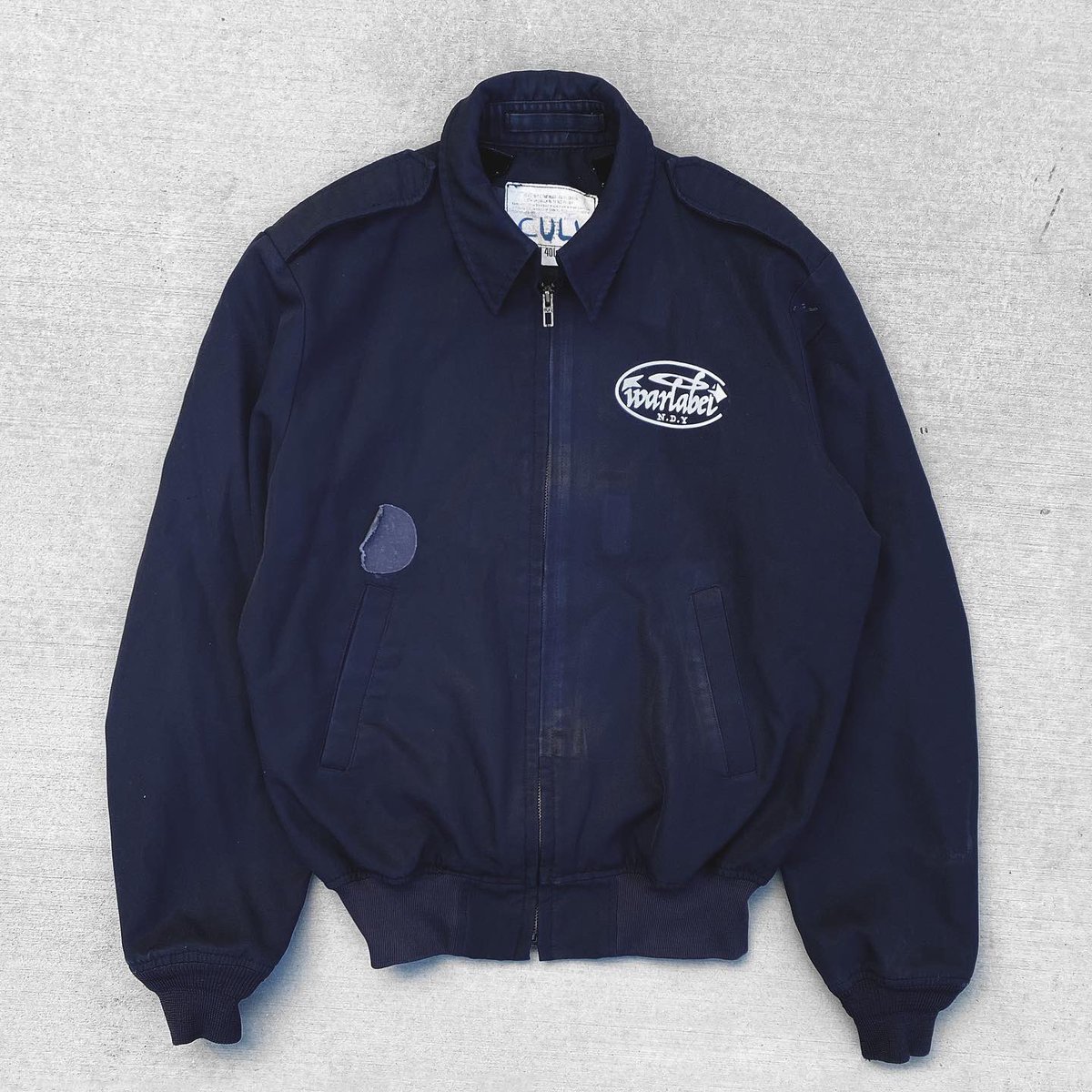 JohnnyWarBoy's tweet photo. “Sorry For Bleeding”
A Valentines Day Collection, is now live !

Every person that purchases a 1of1 Horns n Halo’ jacket will get a free T-Shirt ! 

https://t.co/Gb3kwMH8DA https://t.co/payyYbPkiI
