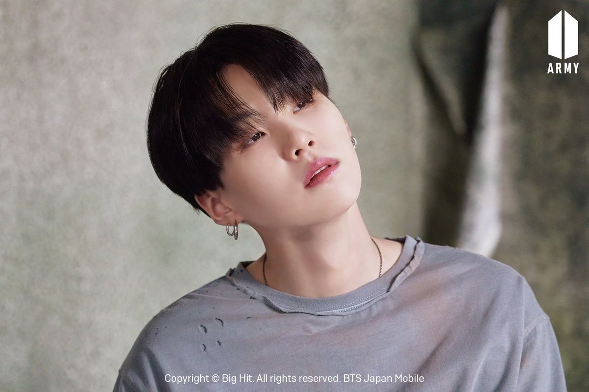 hourIysuga's tweet photo. ✩ #SUGA #방탄소년단슈가 #슈가 https://t.co/mKQVIz22Hf