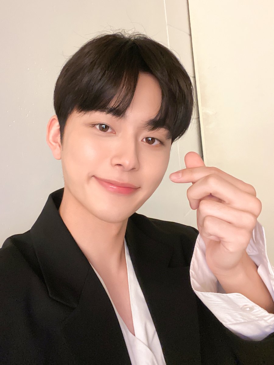 YOO SEONHO·유선호 tweet media