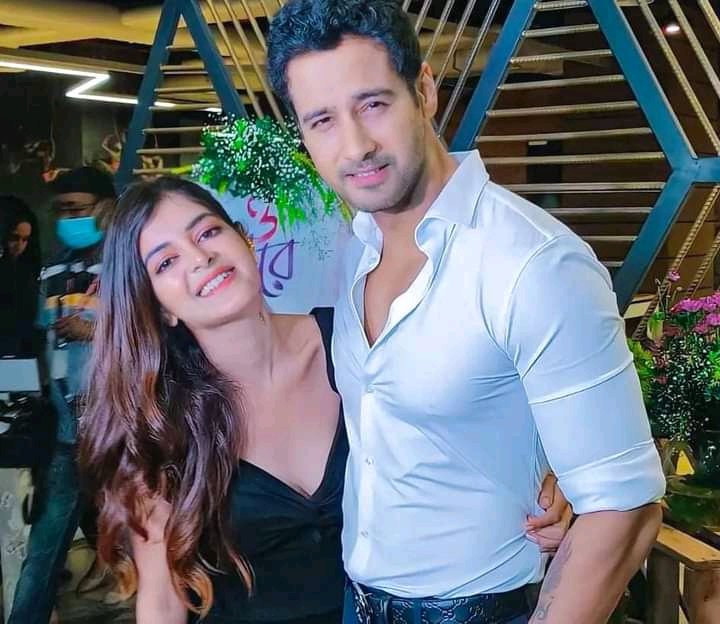 _____ratri_____'s tweet photo. #OMonRe crossed 12Million views on YouTube!
Congratulations whole team of #omonre 💫❤️
.
.
.
@Yash_Dasgupta @madhumitact @SVFsocial @SVFMusic @iammony  @babbachi @Tanveer__Evan @pirankhanmusic

#yashmita #omonre https://t.co/CyPyCp9OAj