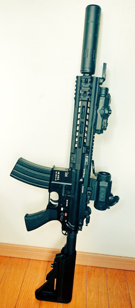 inutikku_ccs's tweet photo. ハンドガード交換した‼️
#Airsoftartisan #GEISSELE #MK15 #HK416 #東京マルイ https://t.co/BvZCVVBsoK