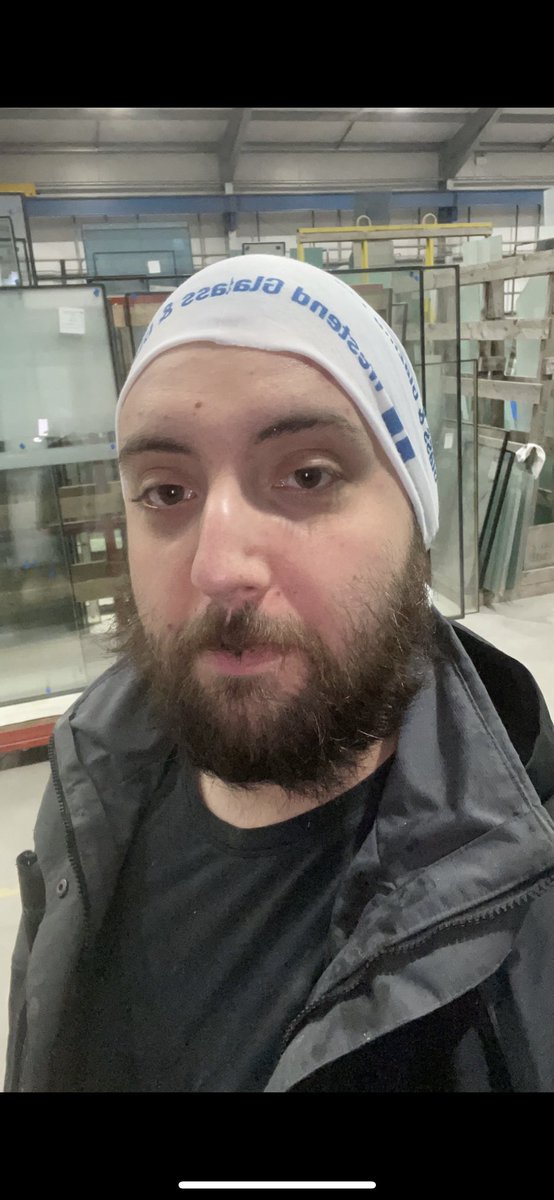 AaronFindlay14's tweet photo. Serious guy https://t.co/c1lRLtbQPZ