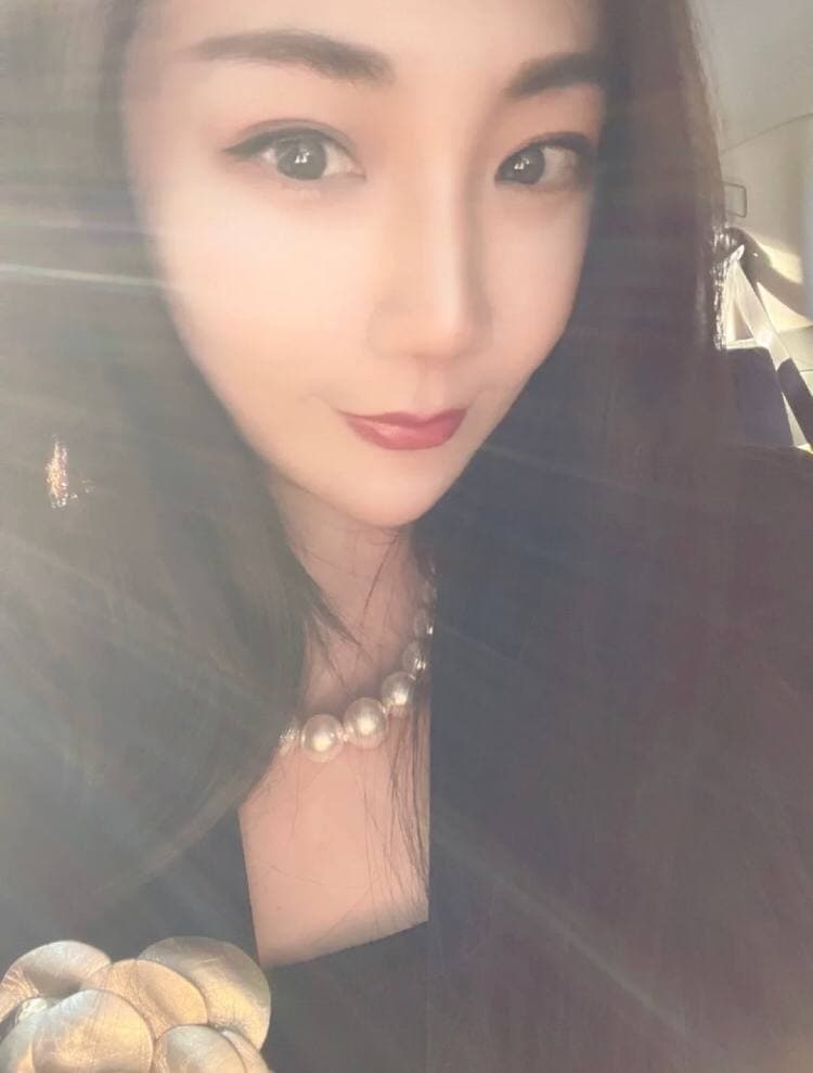 Samson644's tweet photo. Financial independence: not dependent on men. A woman who is self-reliant and self-reliant is more confident and more charismatic! https://t.co/X5EnRBKEZa