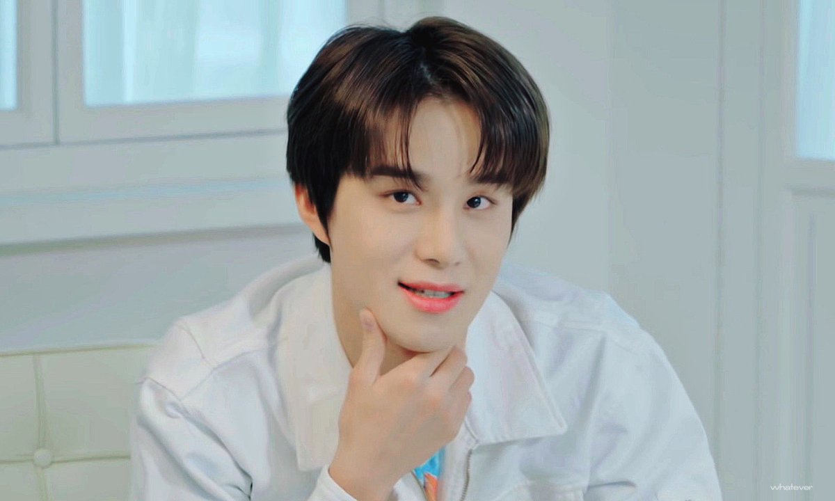 ᴡʜᴀᴛᴇᴠᴇʀ tweet media