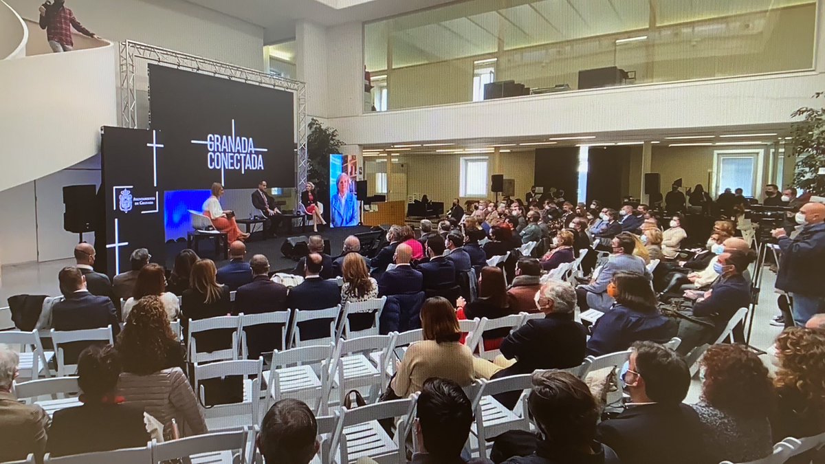 Domca_Spain's tweet photo. Estamos asistiendo al foro @GranadaConect , que tiene lugar en @FundacionPTS cuyo objetivo es situar a Granada como referente en el ámbito de la #salud y crear sinergias con áreas de #innovacion y #Tecnologia. Desde #domca continuamos con nuestro compromiso con #nutricionysalud https://t.co/YkAAW03ReD