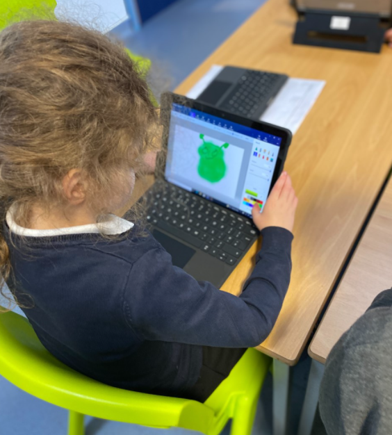 OrchardManorSch's tweet photo. The next generation of digital artists in our very own classrooms! Have a look at these pictures from Lime class - they are so good and have such great colours! #digitalart #computerliterate #learning #digitalage #futurestars https://t.co/MDkfhGrbNb