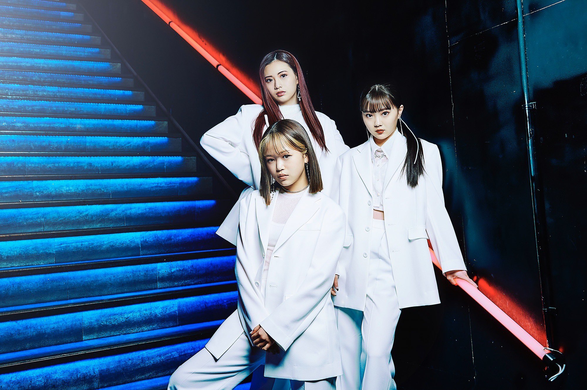 FKL8cJlVQAE1wvv?format=jpg&name=large