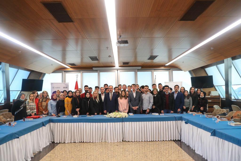 kasapoglu's tweet photo. Gençler Bakanlığında • Konya https://t.co/JJ4CmmPEqB