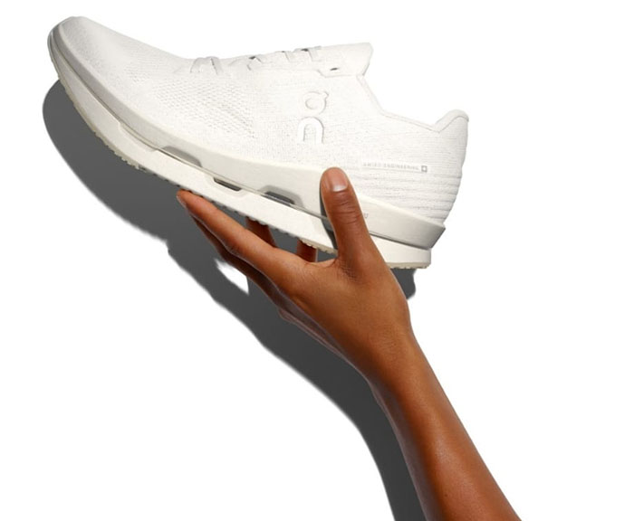 🚶 <a href="/On_RunningESP/">On Running España</a> se postula para el podio español del running performance
 
cmdsport.com/esencial/cmd-r…