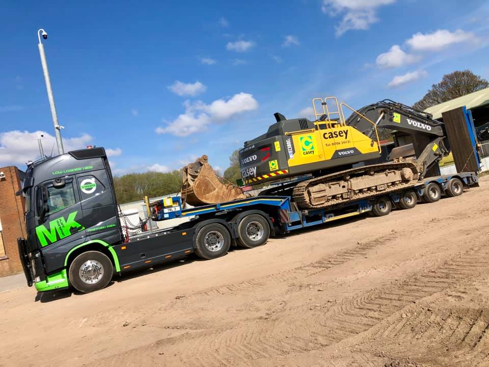 CaseyPlantServ's tweet image. Good Morning, Happy Friday 😎we have 21t &amp;amp; 38t Excavators available -  self drive or operated and can also be offered as a package with other plant items.
Please get intouch with your hire enquiries!

#planthire #excavators #justkeepdigging