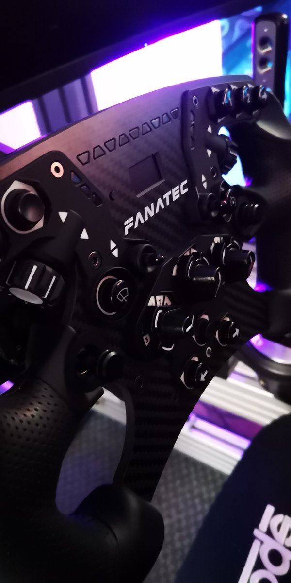 icybomb_'s tweet photo. More Simracing rig upgrades. Finally pulled the trigger on the Direct Drive.
Early birthday present from me to me. https://t.co/9fN8ZyvX17