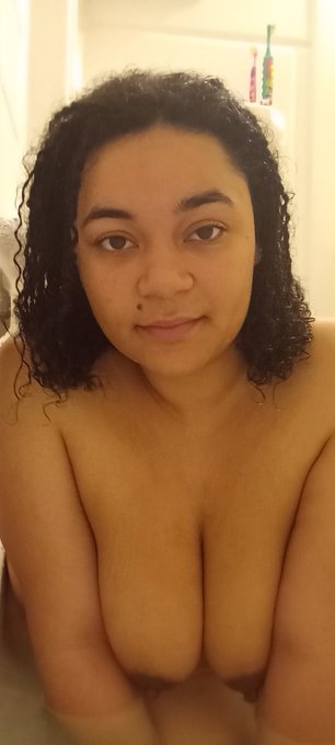 Haven't done something like this in awhile 😏 https://t.co/yzQxIeWkNw<a href="/tag/blessthebooty"class="tags"><span>#blessthebooty</span></a>