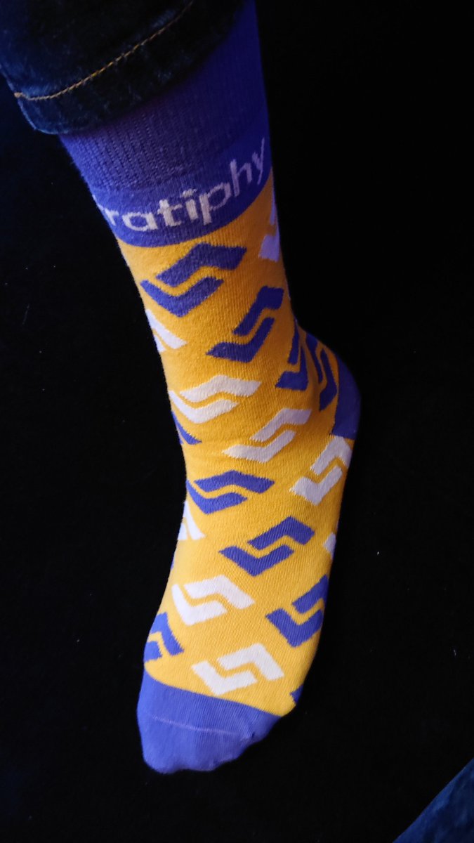 DrNicP's tweet photo. It's StratiFriday!

@stratiphy #socks #investing #Friday https://t.co/v9mFpNLVIy