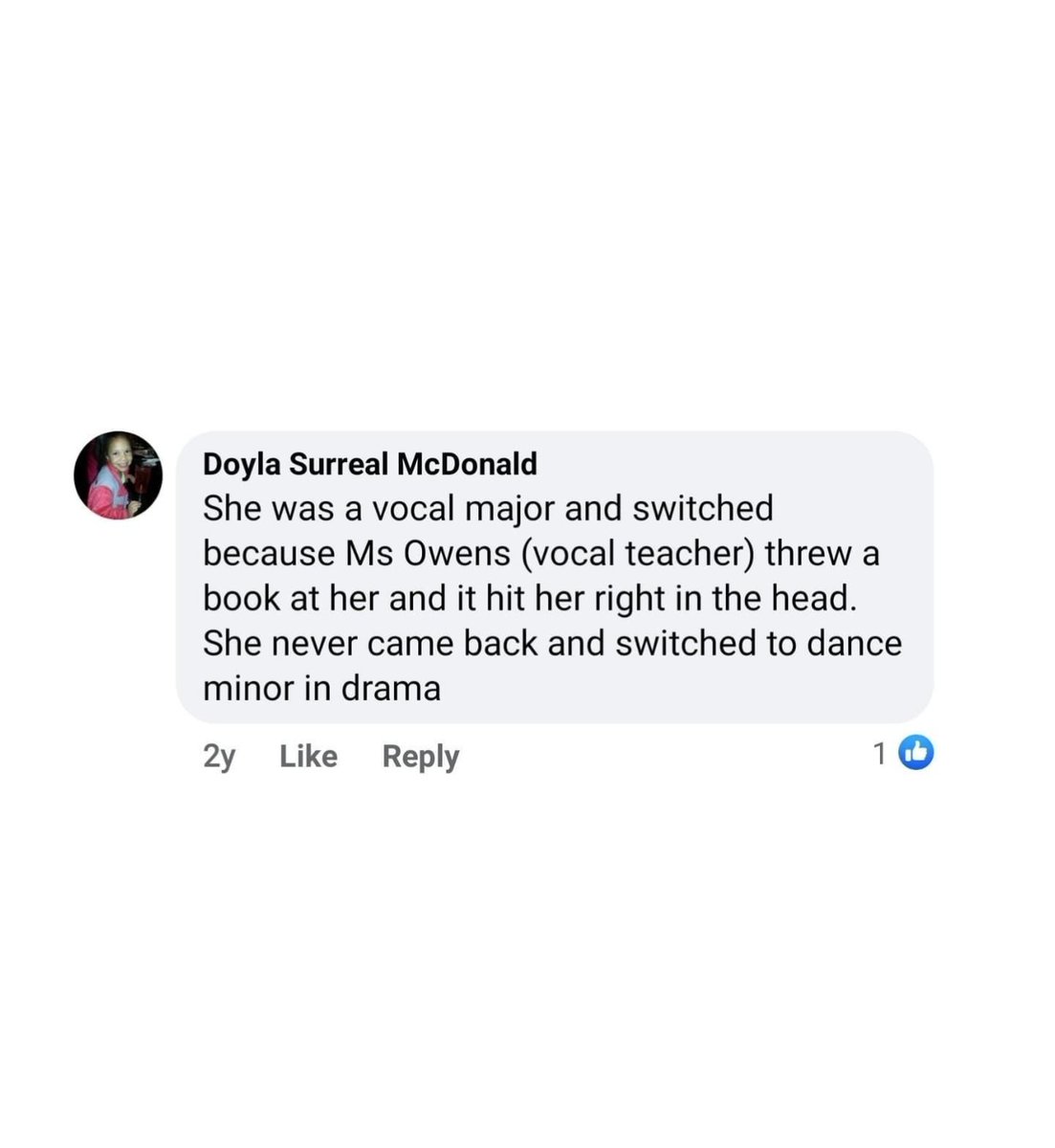 liyahsnation's tweet photo. Aaliyah's high school classmates reminiscing about the time Aaliyah went off on her teacher for throwing a book at her head for talking in class.

"You don't be throwing shit at me"

Source : luvvjones_ on instagram

#Aaliyah https://t.co/paTqfWEFsZ