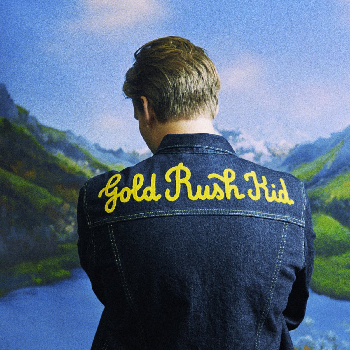 george_ezra's tweet photo. I'm back! New single, new album, new shows 😳

It’s been a long time coming but I’m so excited to tell you that my third album ‘Gold Rush Kid’ will be released on 10th June 2022 🙌 It’s available to pre-order now - https://t.co/55sar9xzMW https://t.co/ndiWmgQGO2