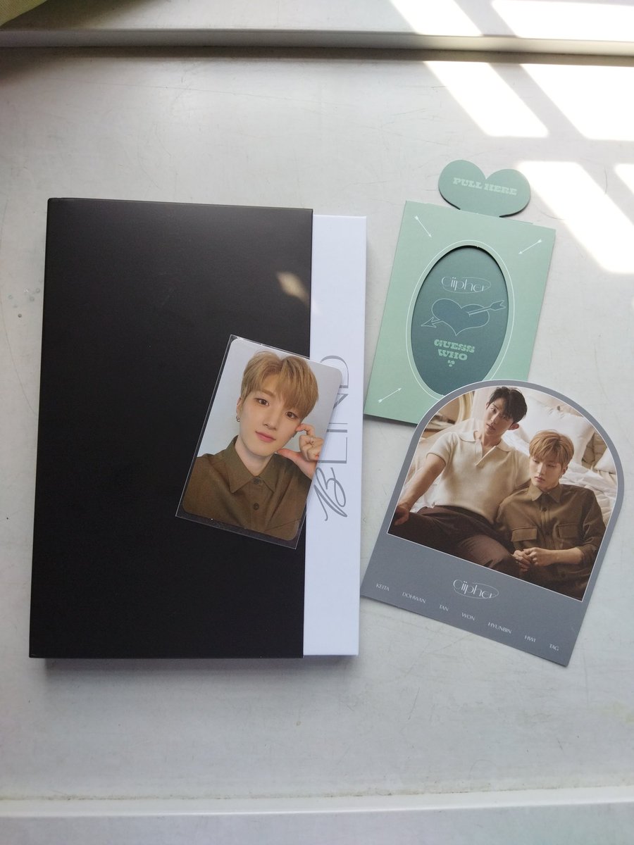 keiwonluv's tweet photo. WTS
each RM18 include postage to wm

Help me clear this please🥺🙏🏻
#pasarciipher @pasarciipher https://t.co/0kRtDB85kP