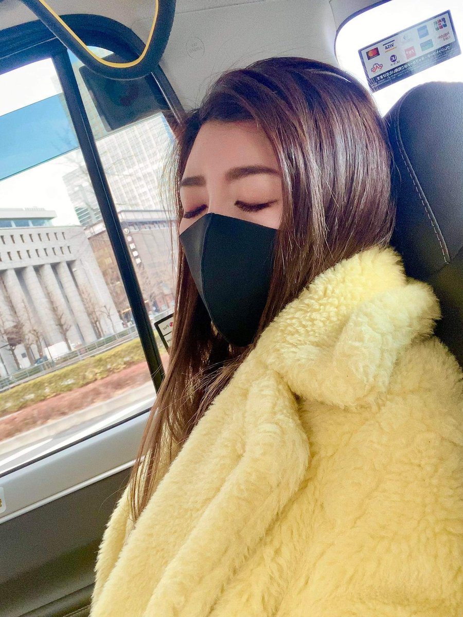 貴重な一枚📷 超ハードなスケジュールを毎日こなす 社長はタクシーでも
