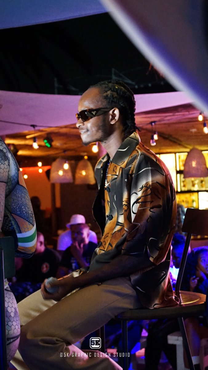 5K Graphics tweet media