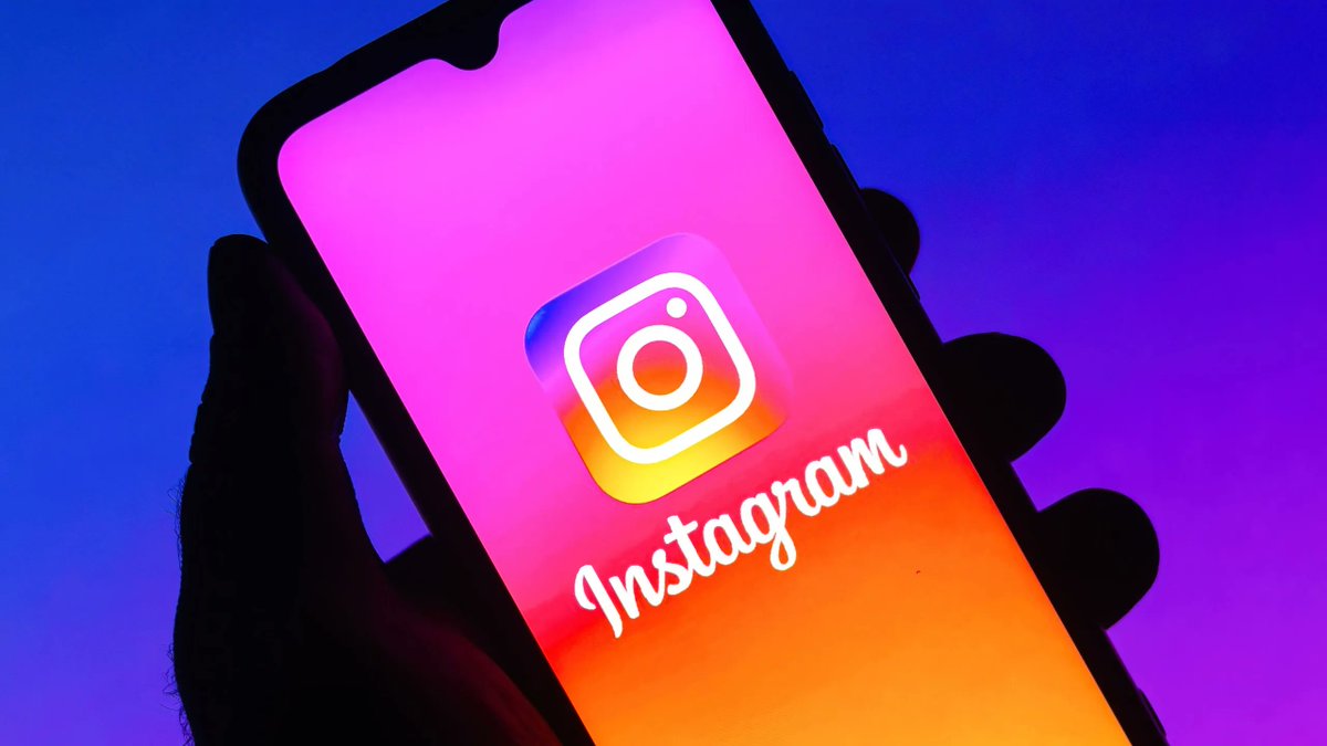 📌 | Afin de concurrencer TikTok et Youtube, #Instagram met le format vidéo au 💙 de ses ambitions en 2022. 📹 

#Video #Tendance #Instagram

 buff.ly/3zk64cR