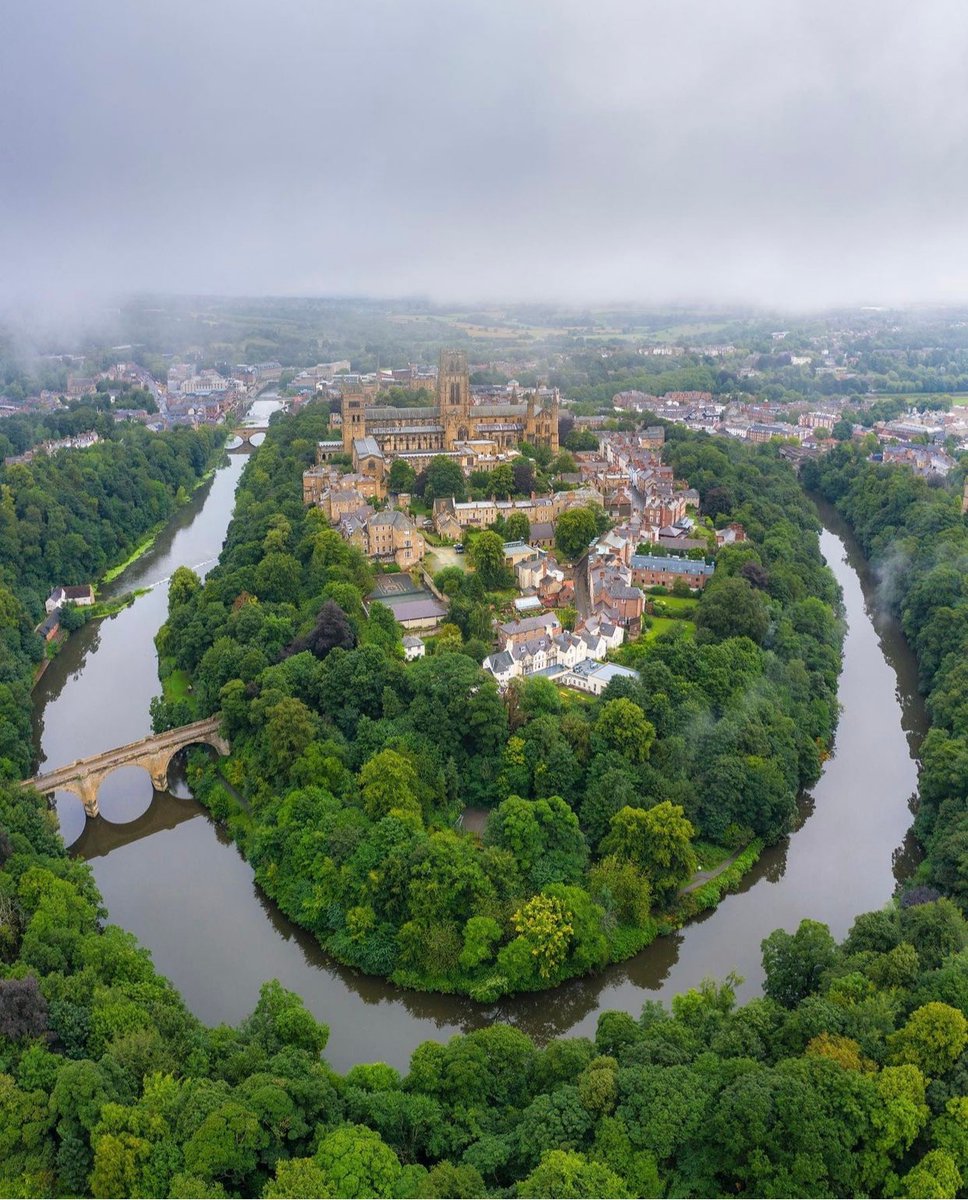 CastleInsurance's tweet image. A spectacular birds eye view of Durham. 💚
📷: nathan_jermy