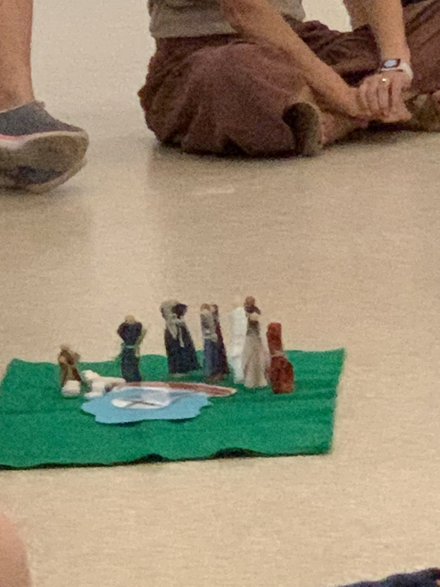 jwtopliss's tweet photo. An honour to be asked back to run the RE Day on the life of Jesus for the Orana PD day @OranaCPS with our new @OfCatholic staff member Jo @deej26dee @perrigolyn https://t.co/8M3vn09zcG