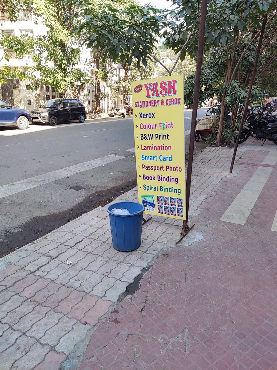 kunalgnjha's tweet photo. While people are suffering from Covid globally and there are many helpful people around. You also come across business people who don't provide service for medical need like getting a photocopy done @MySuratMySMC https://t.co/asW7DejqwB
