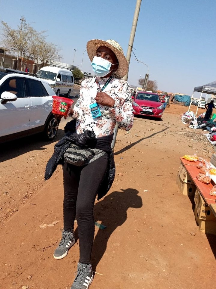Hey guys, Today I'm stationed at Centurion Mall Rank Robots. When you get a chance please do come through and support B's Atchar 🙏 Thank you 😊 

350g R15
500g R25 
1KG R45 
#BongsHustle 
#supportsmallbusiness