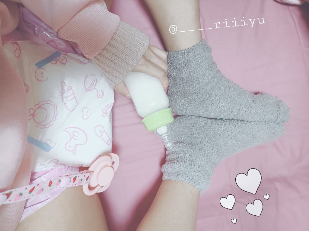 ____riiiyu's tweet photo. みるくのんだあ🍼🤍ちゅうちゅうのむのたのしい♬︎♡ばぶちゃんできてしあわせ👶🏻

 #abdl #abdlgirls #littleforbig https://t.co/TuZUjj8Zgj
