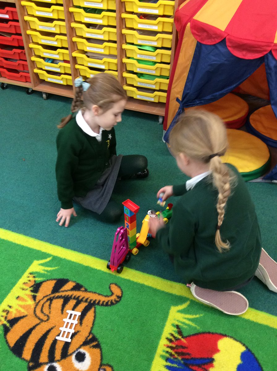 TickfordPark's tweet photo. #LegoDay @LEGO_Group @LEGO_Education #TPFoundation
Lego Day 2022 is in full swing in Foundation Stage - we have very busy and happy children πππ» https://t.co/nT8MKVPAHf