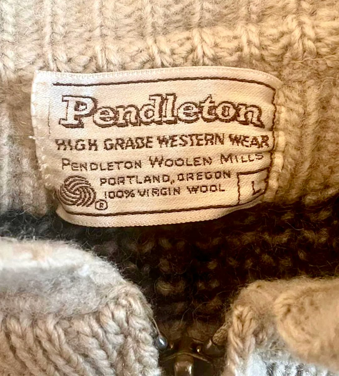 lukedixon's tweet photo. Last night I snapped up an original @PendletonWM Dude Cardigan on @Depop for £20!! 🤯  I've explained to my wife the rips added spice...weirdly, she wasn't as impressed as I'd imagined 😂 https://t.co/346irI8WLv