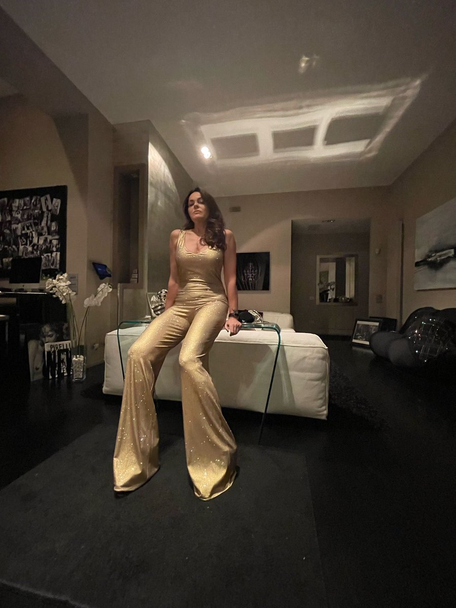 CristinaCFStyle's tweet photo. My new collection #luxuryjumpsuit https://t.co/JdLOynDr2i