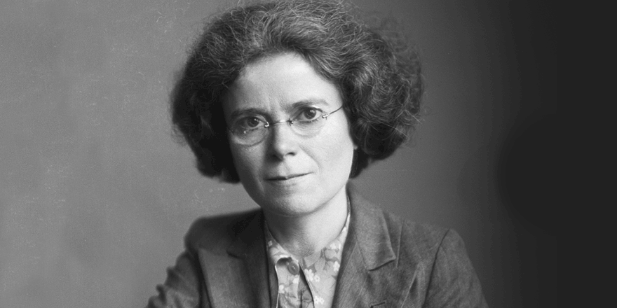 SciFest4STEM's tweet photo. ON THIS DAY: Dame Kathleen Lonsdale, X-ray crystallographer and pacifist, was born on 28 Jan 1903 in Charlotte House, Newbridge, Co. Kildare. For more information visit https://t.co/qfg74vzp4f @DrJohnODonoghue #Kathleenlonsdale #womeninstem #scifestireland #irishscientists https://t.co/lmuKDmYCwn
