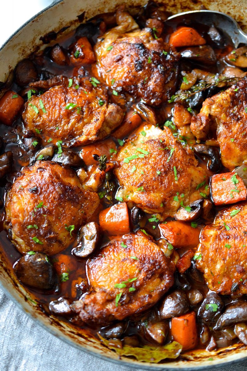 Perfect for these chilly days, a classic Coq au Vin rich and tasty and totally delicious #coqauvin #chickencasserole #chicken #winterwarmer #classicfood