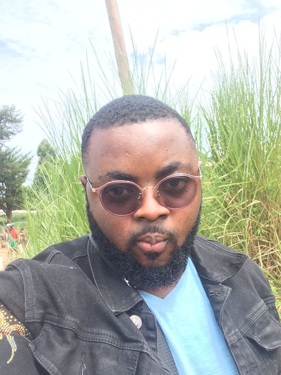 New interns of La Libertè Arts Group,Harriet Yuri,Hope Tosam and Kilem Bongwa thanks to <a href="/Route/">Route</a> des Chefferies initiative funded by <a href="/FRauCameroun/">France au Cameroun 🇫🇷🇪🇺</a>. <a href="/ChrisGuilhou/">Christophe Guilhou</a> <a href="/UNDP/">UN Development</a> <a href="/AkumbuJones/">Akumbu Bubu</a> <a href="/UKinCameroon/">UK in Cameroon🇬🇧🇨🇲</a> <a href="/UN_Cameroon/">UN_Cameroon</a> <a href="/4changeArts/">La Liberte Arts Group</a> <a href="/BlackSwaggerInc/">Black Swagger Inc</a>