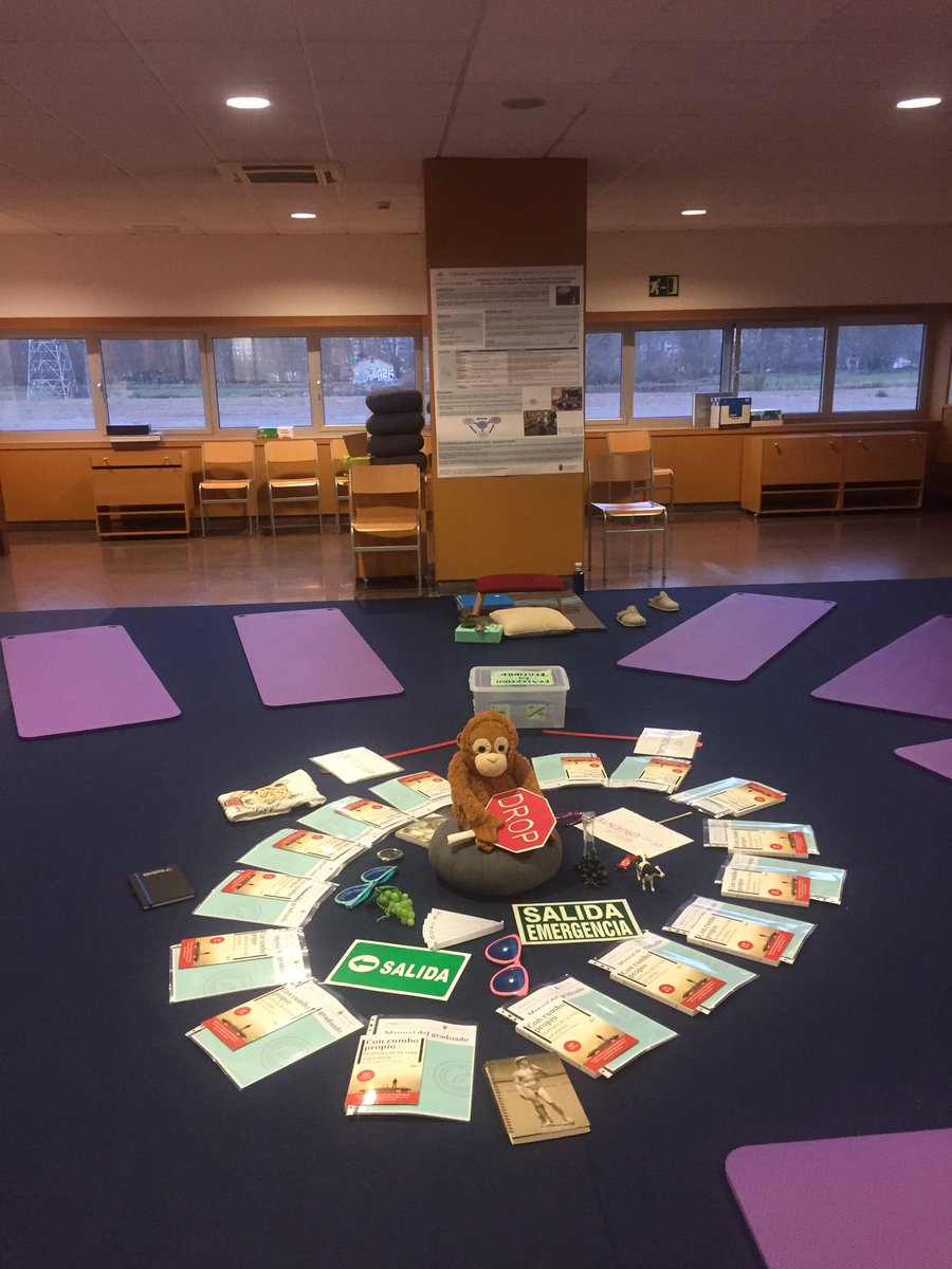 Entrenando Mindfulness en la #Universidad de #Burgos <a href="/UBUEstudiantes/">Universidad Burgos</a> saboreando #conscientemente <a href="/Solan_de_Cabras/">Solán de Cabras</a> con el apoyo <a href="/grupomahou/">Grupo Mahou</a> ¡ Gracias por apostar por el #bienestar de las personas!