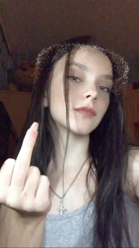 RusPrincesss's tweet photo. A pretty face and cute legs are the best combination ☺️

 You are ready to give your last money for my beautiful thin legs, loser you know you can never find a goddess like me😋

• femdom princess teen UK • https://t.co/zXLqGmDsSe