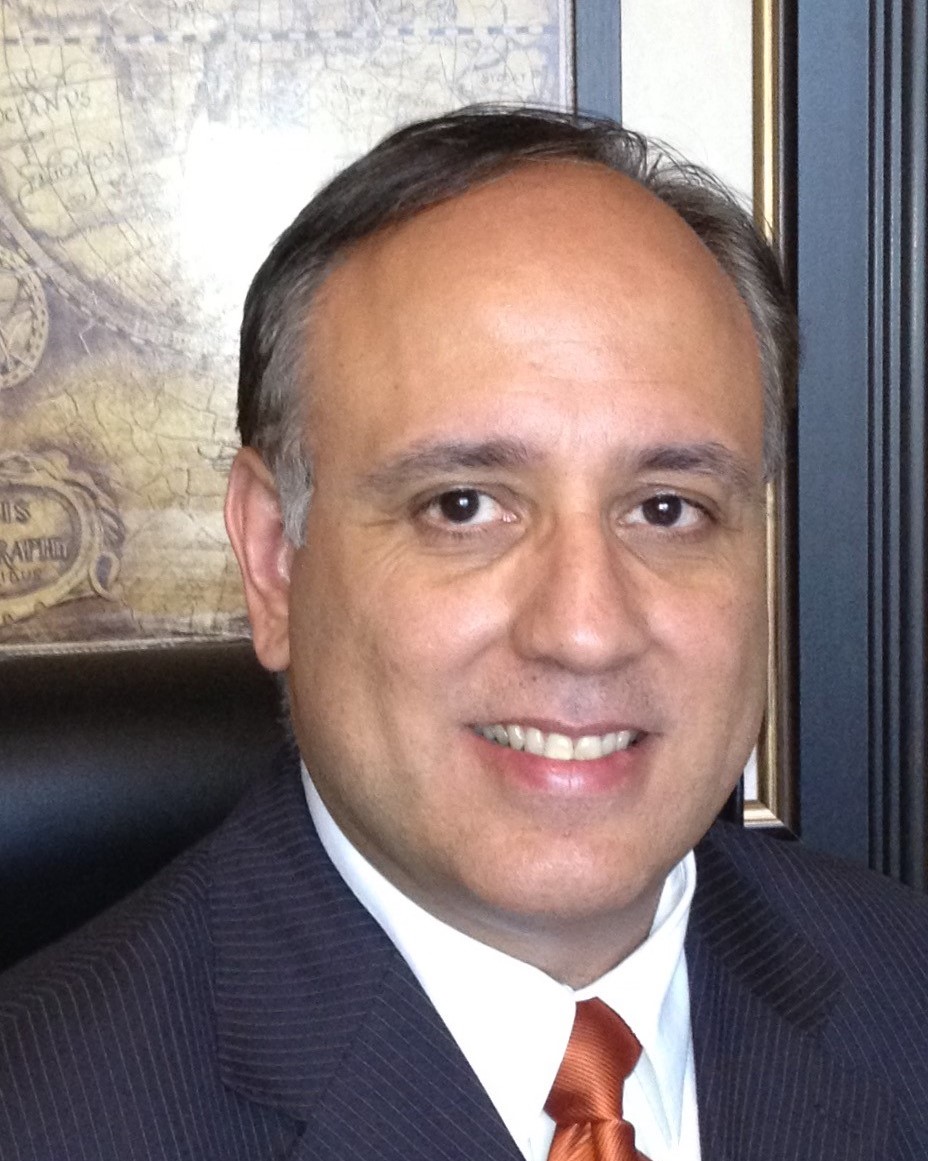 im_mining's tweet photo. .@DBSantasalo Senior Business Development Manger Ruben Salinas will present 'FD® Drive - Sustainable #PowerTransmission solution for the mining industry in the 21st Century' at #IPCC2022 in #Cancun, Mexico, 28-29 April #inpitcrushconvey @pitcrushconvey https://t.co/wewMu78BlW https://t.co/F8QcXWfNby