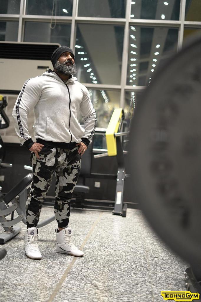 تم استرجاع الحساب 
.مشتاقلكم يشهد علي (ع) 👁️🦂
#ابو_عزرائيل