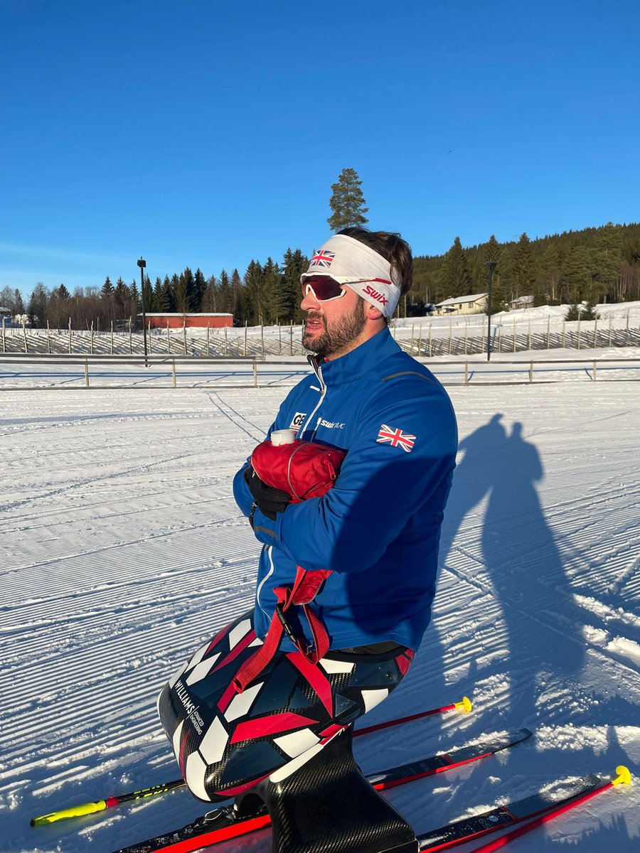 Steve Arnold tweet media