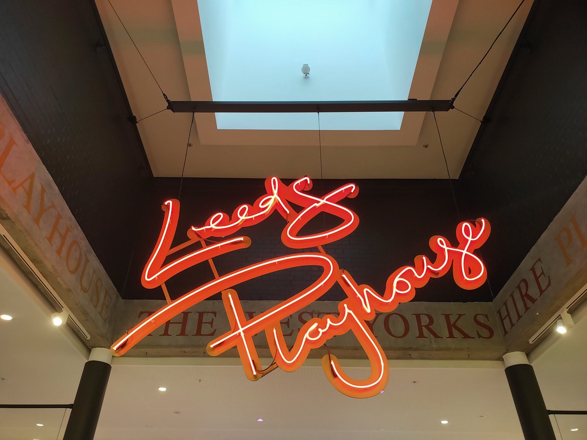 Mikron Theatre Company 🇺🇦 tweet media