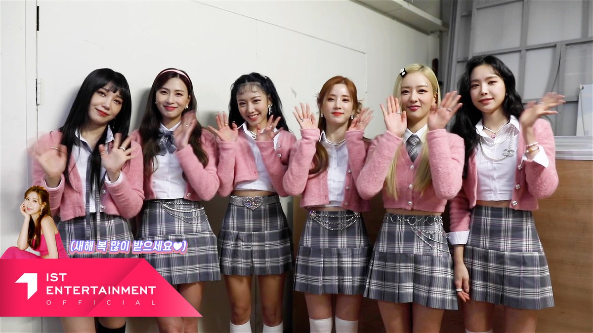 [#에이핑크]
Apink 에이핑크 2022 설 인사 메시지

▶ youtu.be/GKoMmiwGFEU

핑수니들과 함께 행복한 설 보내세요!
새해 복 많이 받으세요💕

#Apink