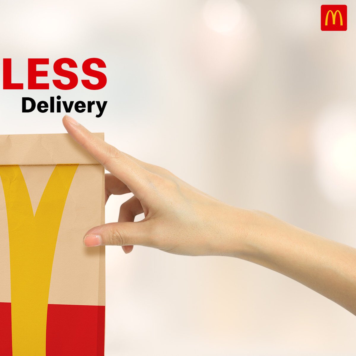 mcdonaldsindia's tweet photo. Always safe, just as delicious.
Keep enjoying your meals while staying 100% safe with McDonald’s Contactless Deliveries. It’s our #GoldenGuarantee 😇😷 https://t.co/7uylbxSAsp