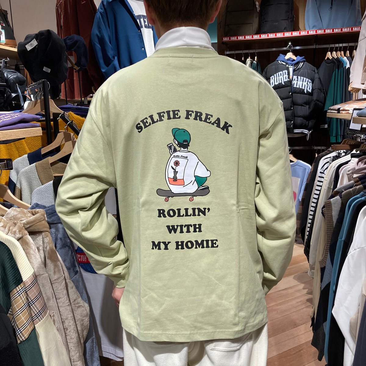 varg_giraffe's tweet image. 【Spring ITEM】

人気のselfie freakシリーズから春アイテム登場🌺
着回しやすいトップス♫
少し余裕のあるサイズ感がトレンドぽい👆✨

ご購入はこちら🔻
ears002.stores.jp/items/61d4121f…

#ファッション
#selfiefreak