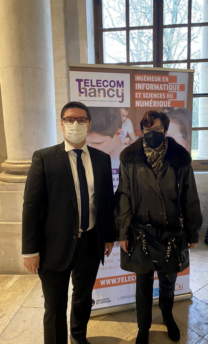 TELECOM Nancy (@telecomnancy) on Twitter photo Merci pour sa visite sur le stand de TELECOM Nancy à Sabine Martin, Déléguée Régionale Lorraine @Orange et marraine de notre promotion 2024 au forum Métiers cyber en clôture de l'exercice <a href="/Cyberhumanumest/">Cyberhumanumest</a>, ici aux côté d'Olivier Airaud, Relations extérieures de l'école. Merci pour sa visite sur le stand de TELECOM Nancy à Sabine Martin, Déléguée Régionale Lorraine @Orange et marraine de notre promotion 2024 au forum Métiers cyber en clôture de l'exercice <a href="/Cyberhumanumest/">Cyberhumanumest</a>, ici aux côté d'Olivier Airaud, Relations extérieures de l'école.