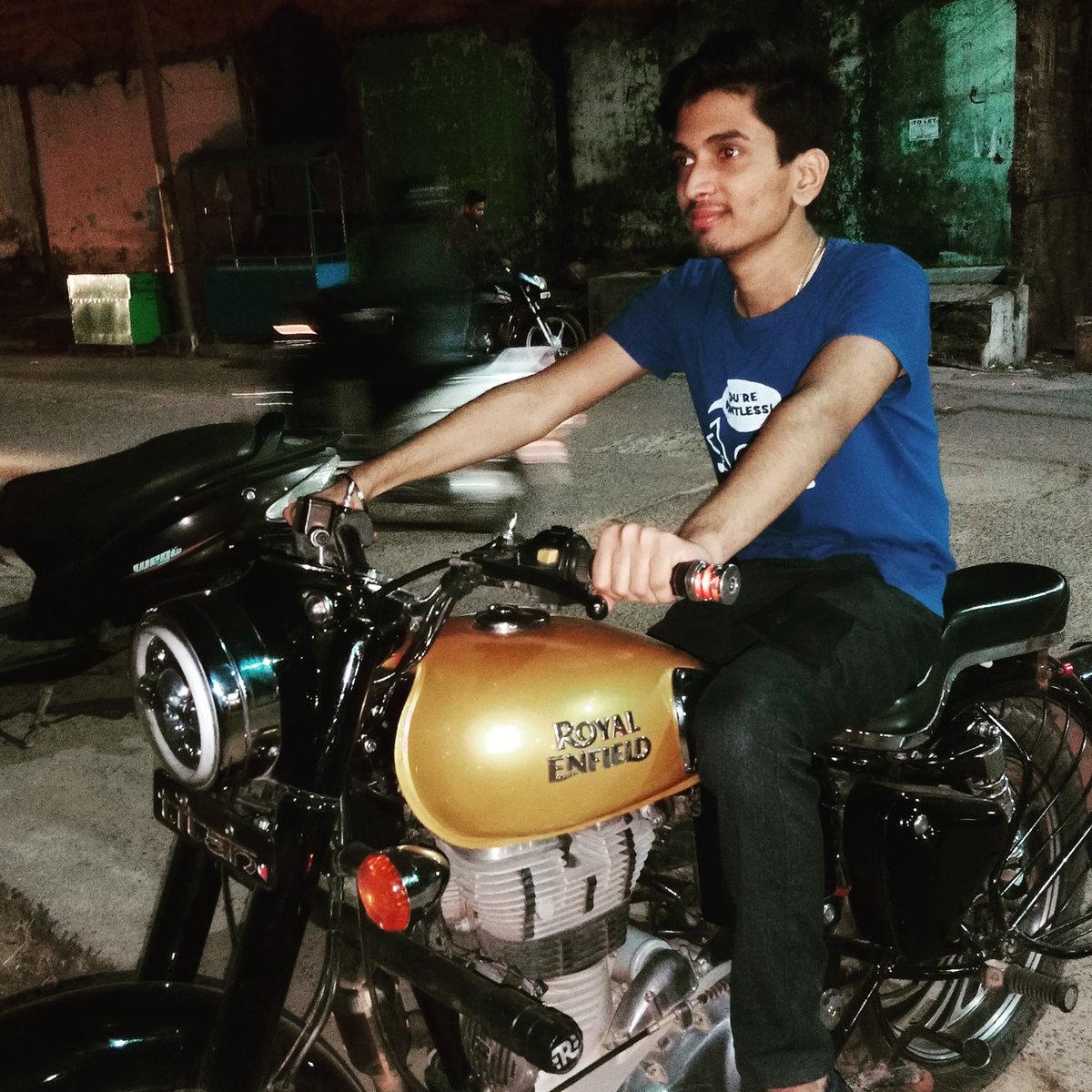 ll_Piyush_ll's tweet photo. #NewProfilePic https://t.co/rgtyLTpeED