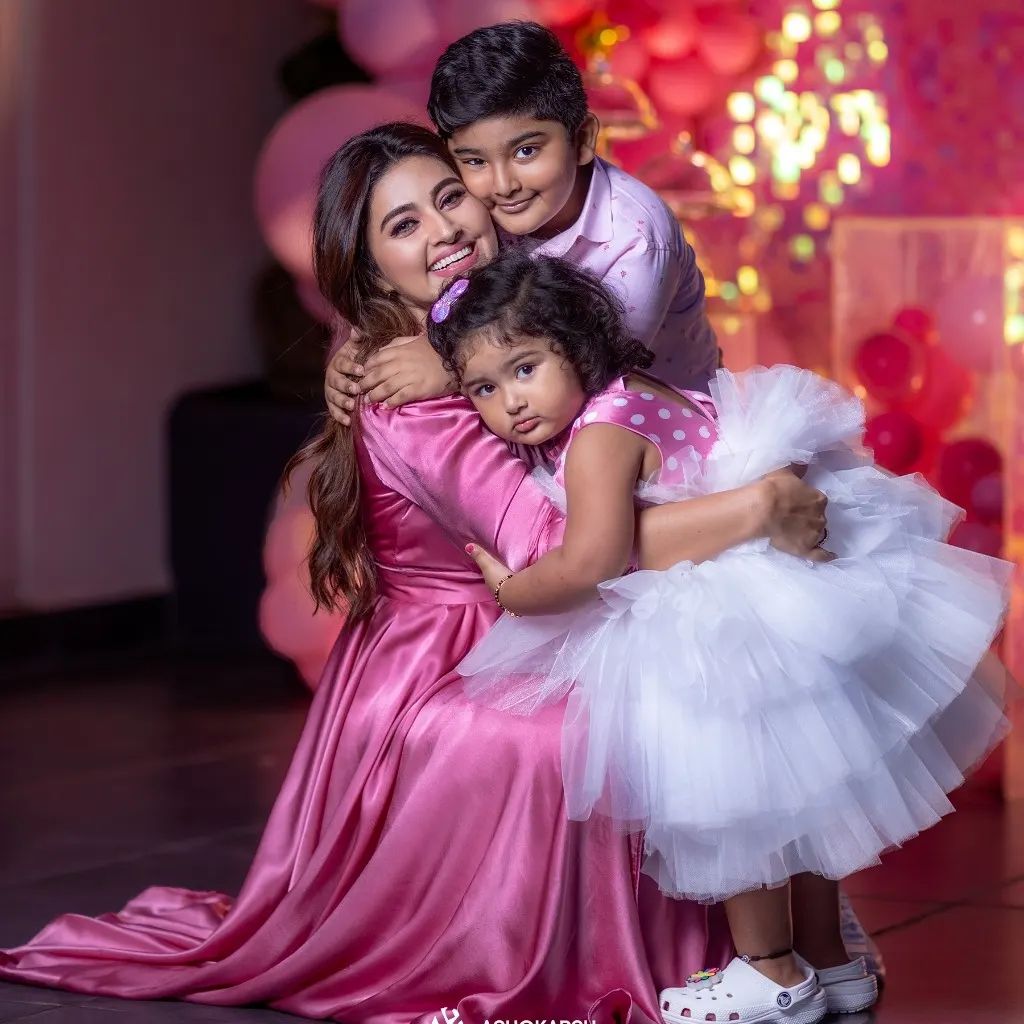CineGalaxy's tweet photo. Sneha &amp; Prasanna 💟❤️

#Sneha #Prasanna https://t.co/2uRk8D7rRd