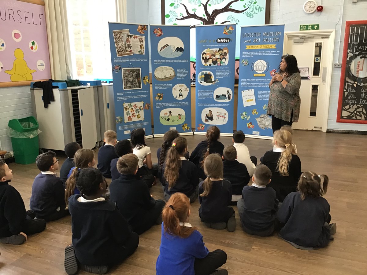 InglehurstJun's tweet photo. Year 4 enjoyed a brilliant workshop today from the #LeicesterMuseumandArtGallery. They created some beautiful bird collages to symbolise the many refugees who have been forced to leave their own homes. #IJSYear4 https://t.co/QGD9WmOkfM
