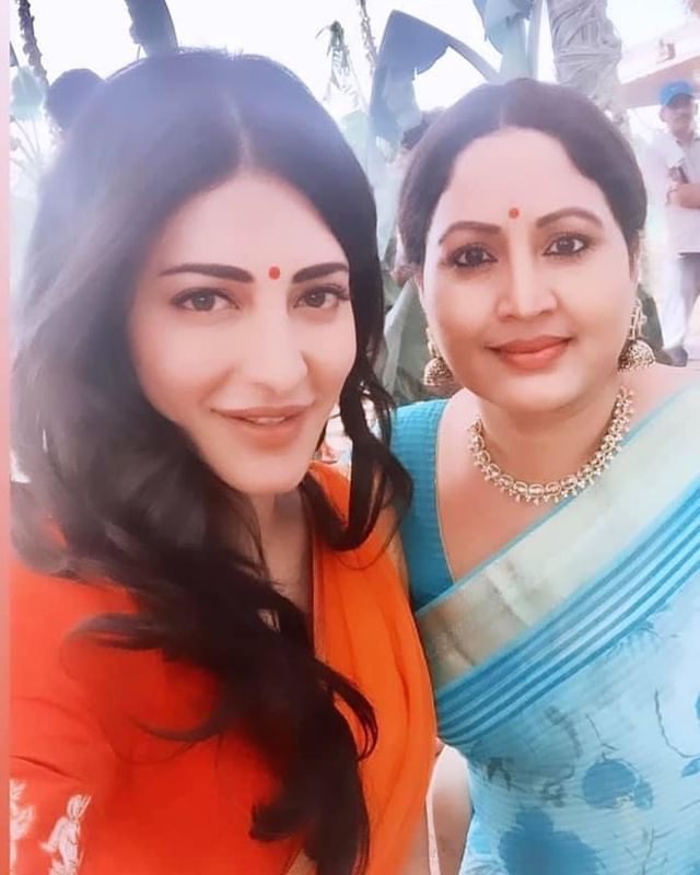 Happy Birthday to you...Shruti Hassan            keep smiling      