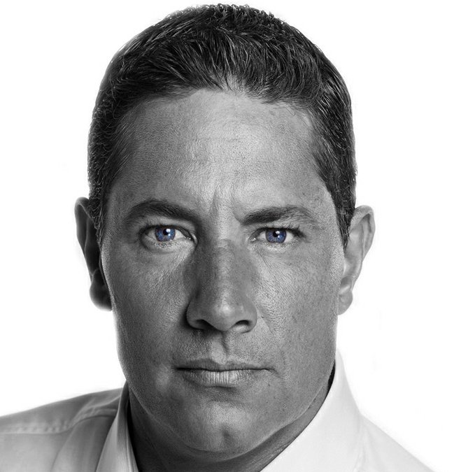 eljokerpe's tweet photo. Solo uno es periodista, ¿quién?

- 🔁: César Hildebrandt.
- ❤️: Fernando del Rincón. https://t.co/2MLODqVXNX